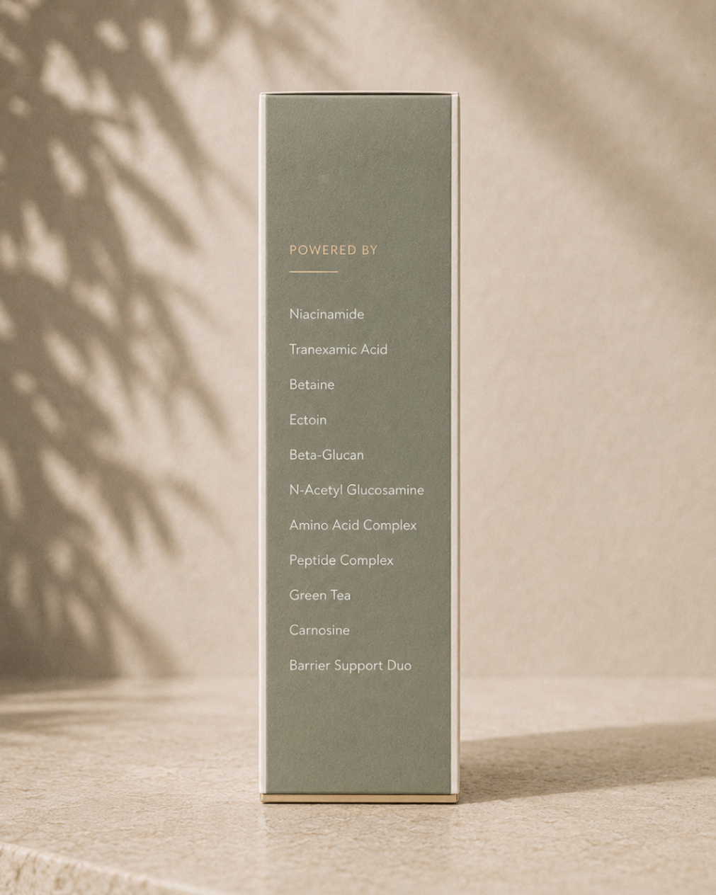 Lunéveil carton side panel listing active ingredients